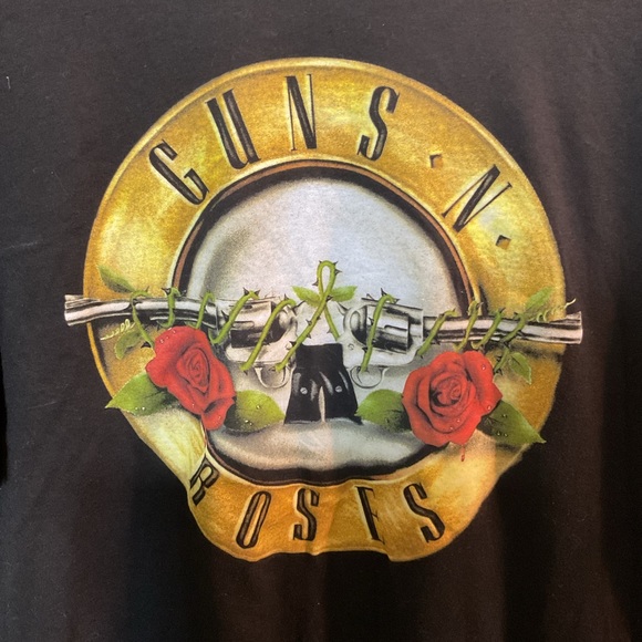 Guns-n-Roses Black T-Shirt - Picture 2 of 4